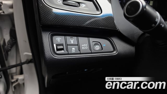 Hyundai Grandeur 2012 — photo 28