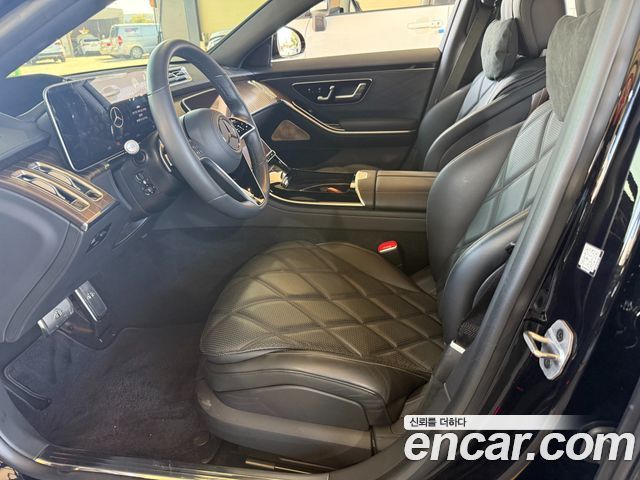 Mercedes-Benz S-Class 2025 — photo 5