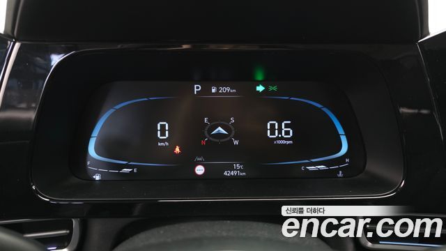 Hyundai AVANTE 2024 — photo 11