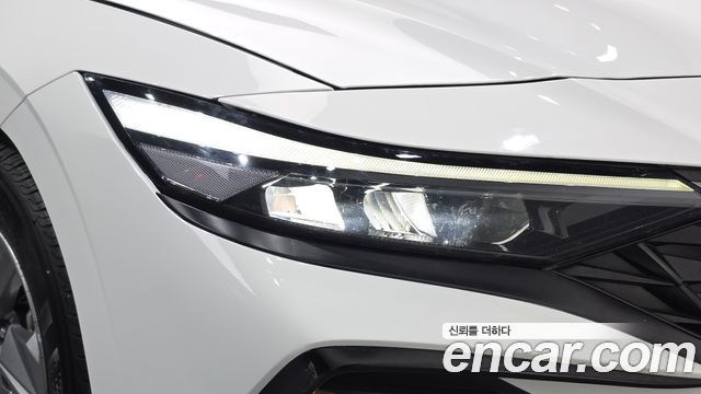 Hyundai AVANTE 2024 — photo 8