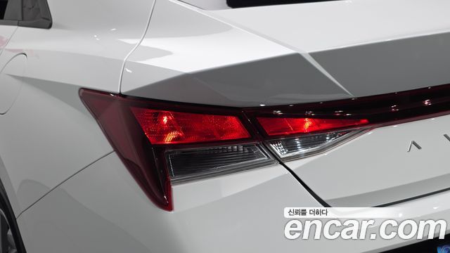 Hyundai AVANTE 2024 — photo 9