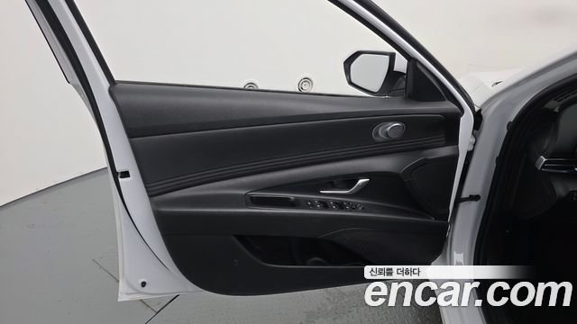 Hyundai AVANTE 2024 — photo 14