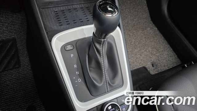 Hyundai Venue 2025 — photo 9