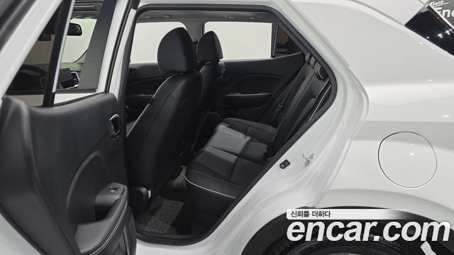 Hyundai Venue 2025 — photo 11