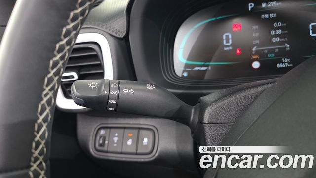 Hyundai Venue 2025 — photo 17