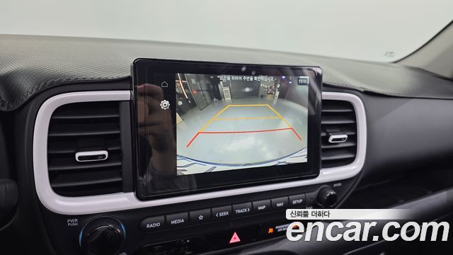 Hyundai Venue 2025 — photo 18
