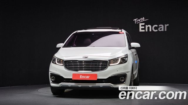 Kia Canival 2016 — photo 3
