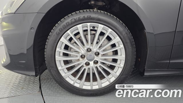 Audi A6 2020 — photo 5