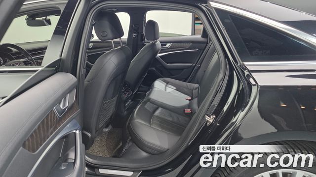 Audi A6 2020 — photo 11