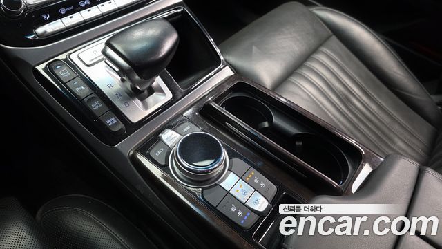 Genesis EQ900 2018 — photo 9