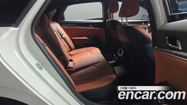 Kia K5 2025 — photo 17