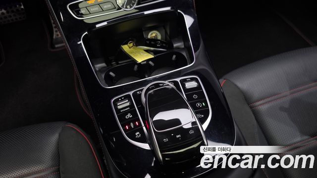 Mercedes-Benz E-Class 2017 — photo 34