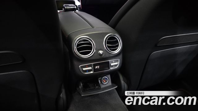 Mercedes-Benz E-Class 2017 — photo 36