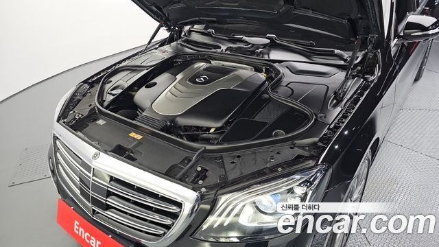 Mercedes-Benz S-Class 2016 — photo 6