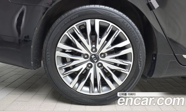 Kia K7 2021 — photo 5