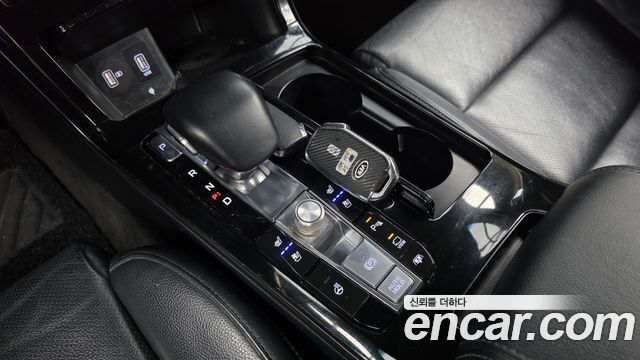 Kia K7 2021 — photo 12