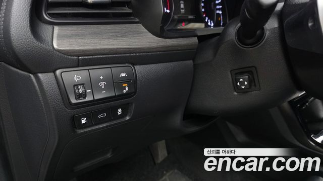 Kia K7 2021 — photo 24