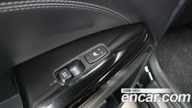 Kia K7 2021 — photo 26
