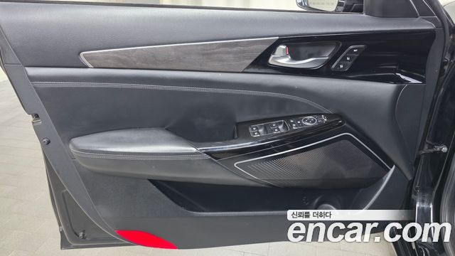 Kia K7 2021 — photo 14