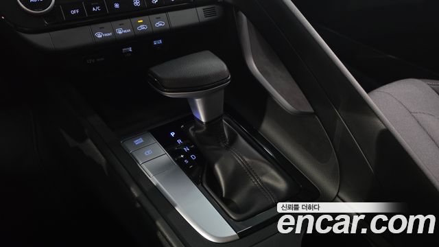 Hyundai AVANTE 2021 — photo 12