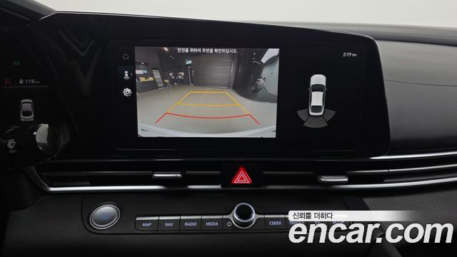 Hyundai AVANTE 2021 — photo 21