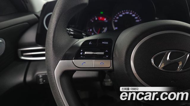 Hyundai AVANTE 2021 — photo 23