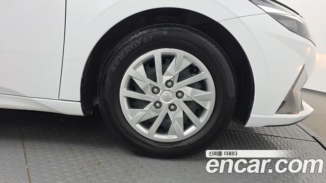 Hyundai AVANTE 2021 — photo 7