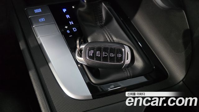 Hyundai AVANTE 2021 — photo 29