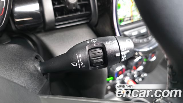 Mini Cooper 2020 — photo 24