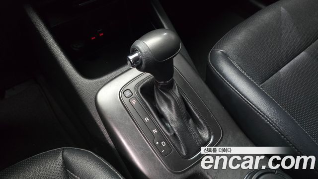 Kia K3 2015 — photo 9