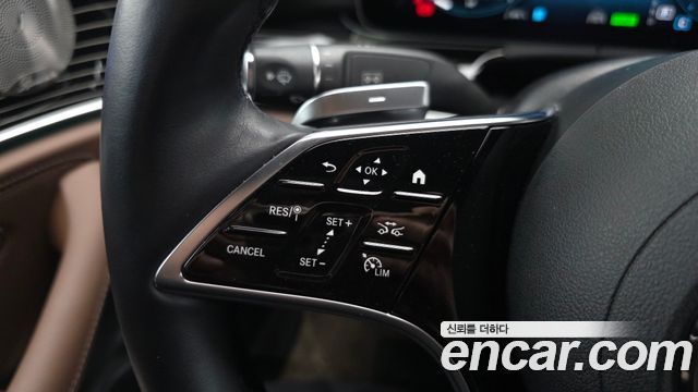 Mercedes-Benz E-Class 2022 — photo 27