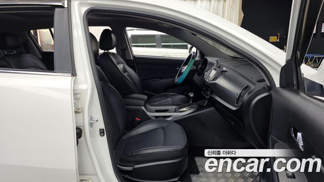 Kia Sportage 2015 — photo 17