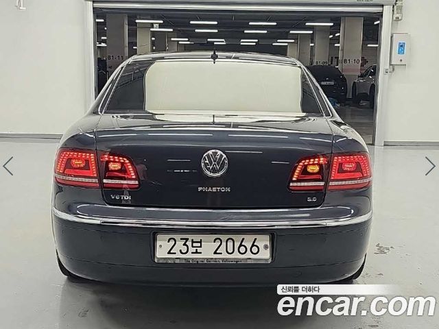 Volkswagen Phaeton 2014 — photo 3