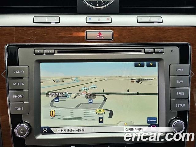 Volkswagen Phaeton 2014 — photo 15