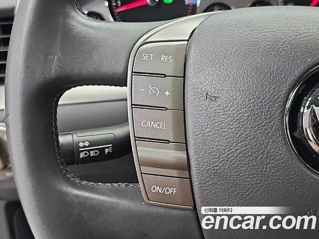 Volkswagen Phaeton 2014 — photo 18