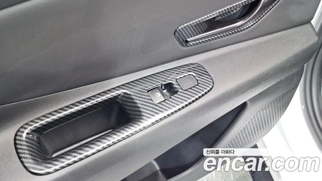 Hyundai AVANTE 2021 — photo 28