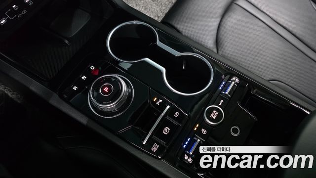 Kia K5 2025 — photo 9