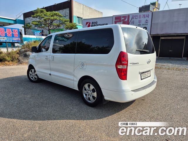 Hyundai Starex 2019 — photo 6