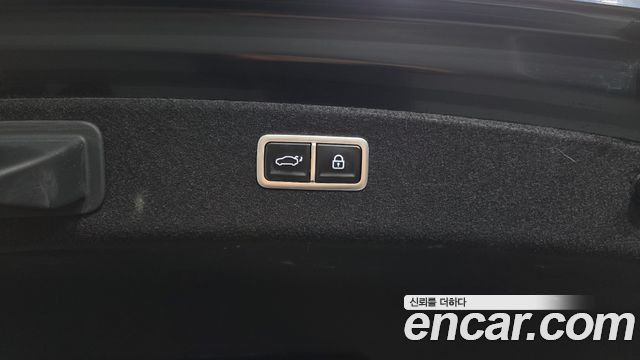 Genesis G80 2022 — photo 33