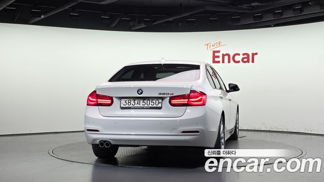 BMW 3-Series 2018 — photo 4