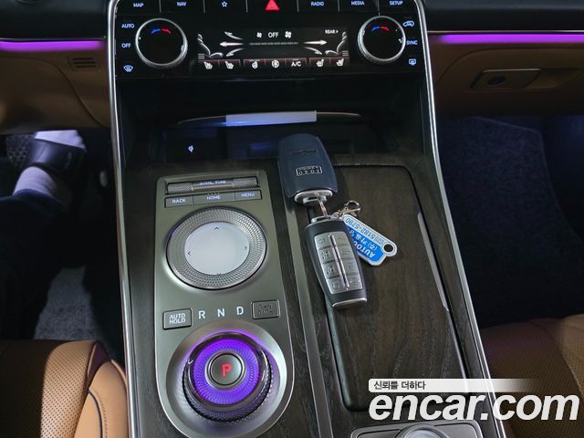 Genesis GV80 2022 — photo 16