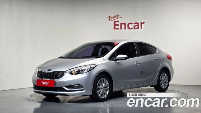 Kia K3 2015 — photo 1