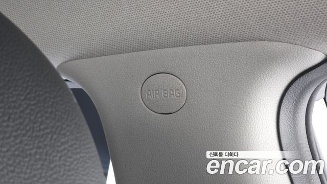 Kia K3 2015 — photo 30