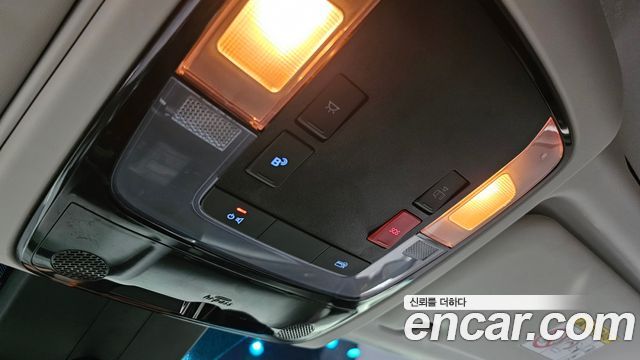 Hyundai Staria 2023 — photo 6