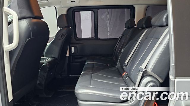 Hyundai Staria 2023 — photo 20