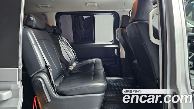 Hyundai Staria 2023 — photo 22