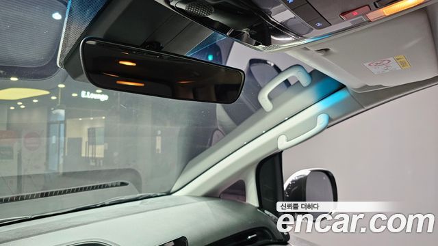 Hyundai Staria 2023 — photo 24