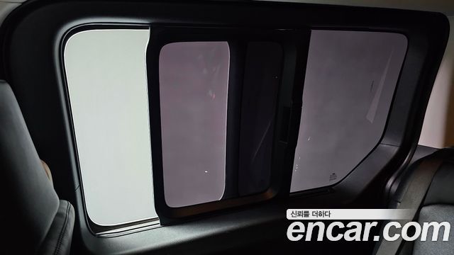 Hyundai Staria 2023 — photo 26