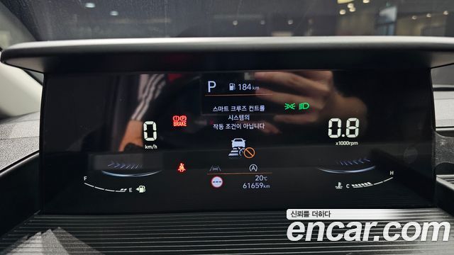 Hyundai Staria 2023 — photo 7