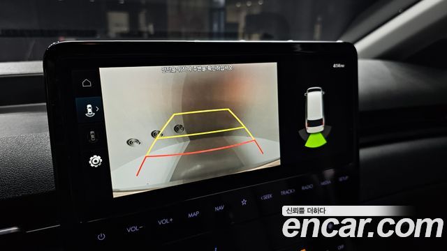 Hyundai Staria 2023 — photo 9